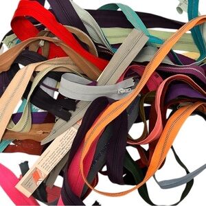 30 Vintage Colorful Assorted Zippers
